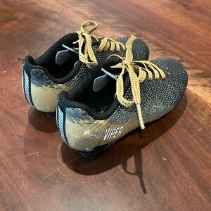 Kids size 9 soccer cleats